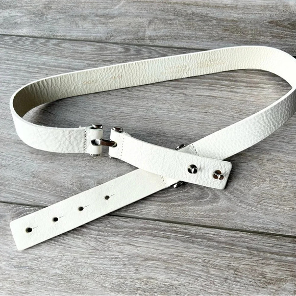 Vintage White Italian Leather Belt Made in Canada
